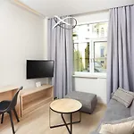 Zenou 24 Downtown דירה *