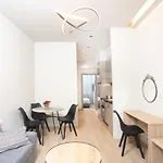 Zenou 24 Downtown דירה