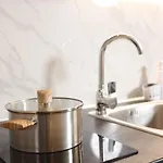 Zenou 24 Downtown * סלוניקי