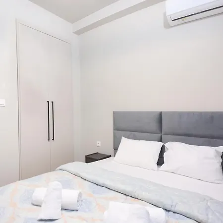 דירה Zenou 24 Downtown *