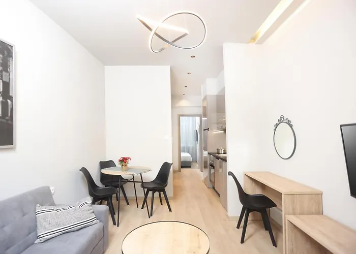Zenou 24 Downtown Appartement